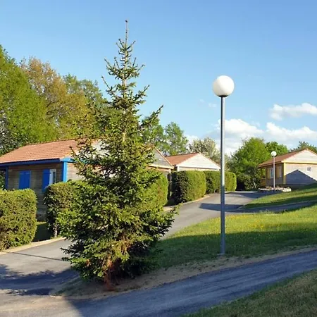 شاليه Chalet Jasmin Pour 6 Prix Weekend Blavignac